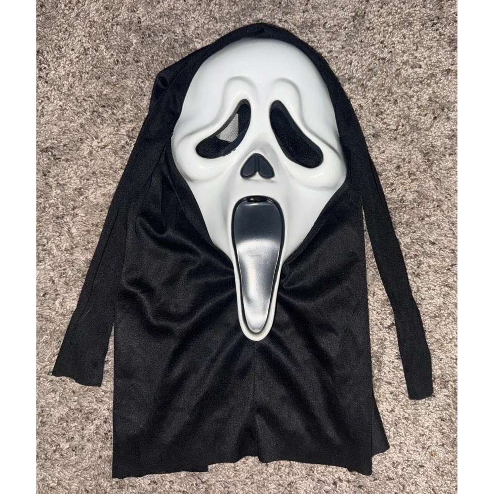Scream Ghost Mask Apr-Jun 2022 Ghostface‎ Easter Unlimited Fun World 9206 WM